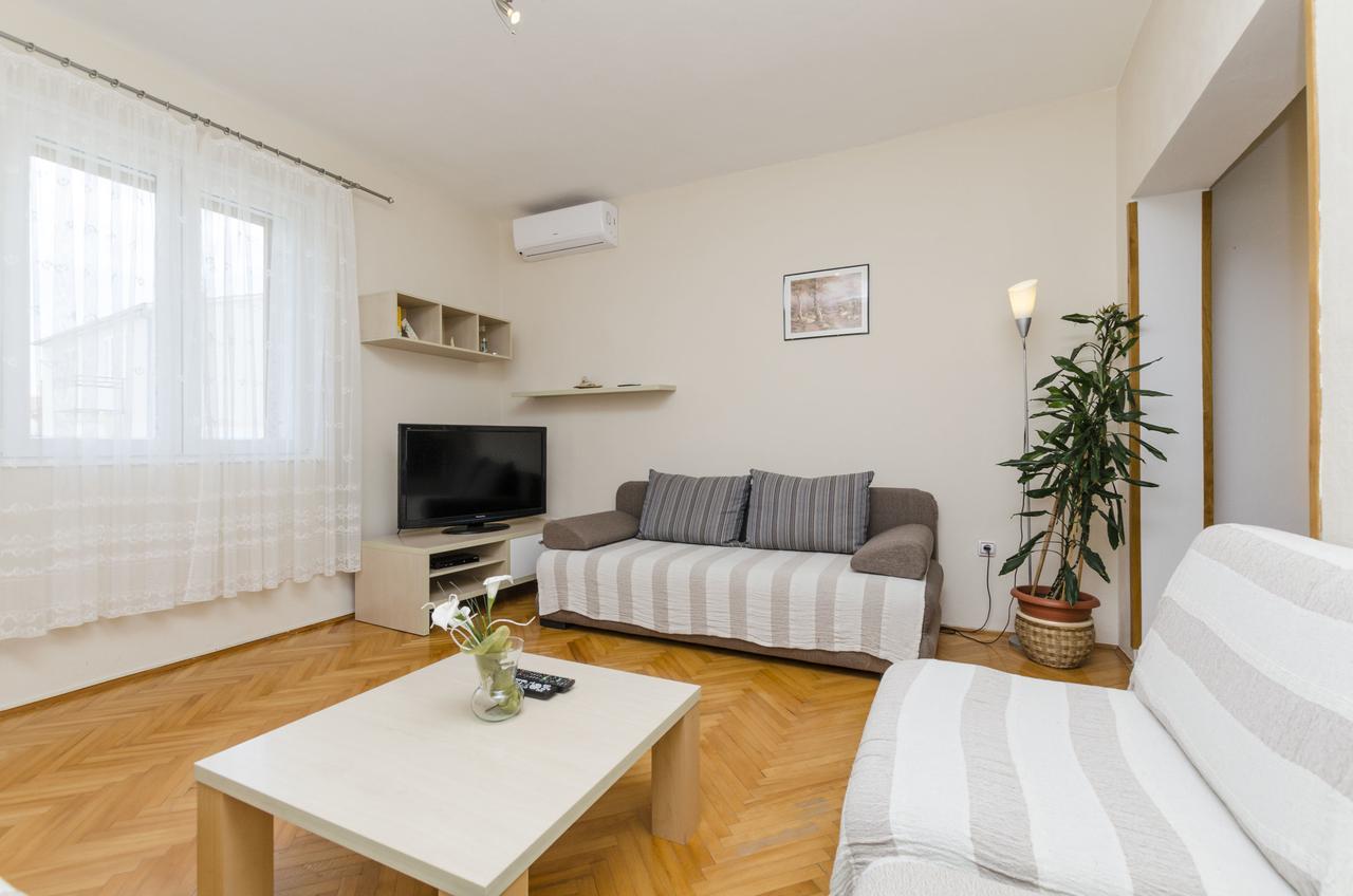 Apartment Antonija Primošten Extérieur photo